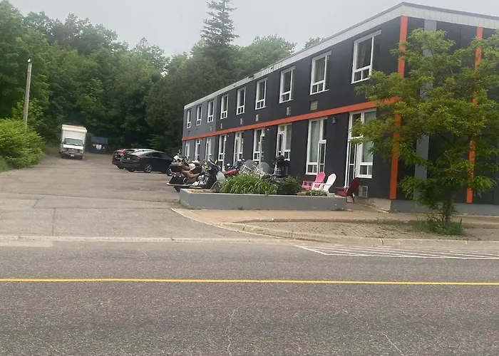 Midtown Hotel