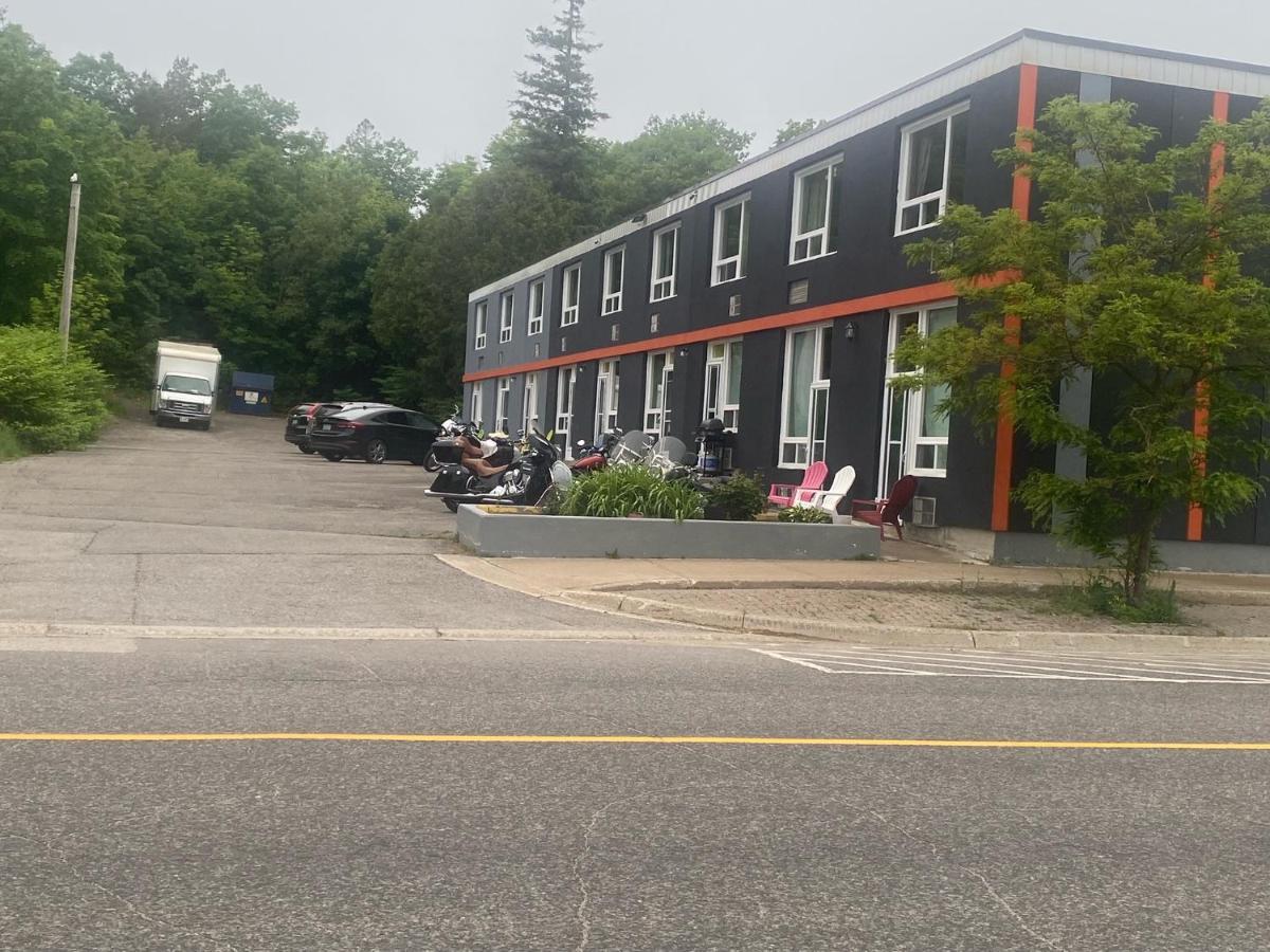 Midtown 2* Parry Sound